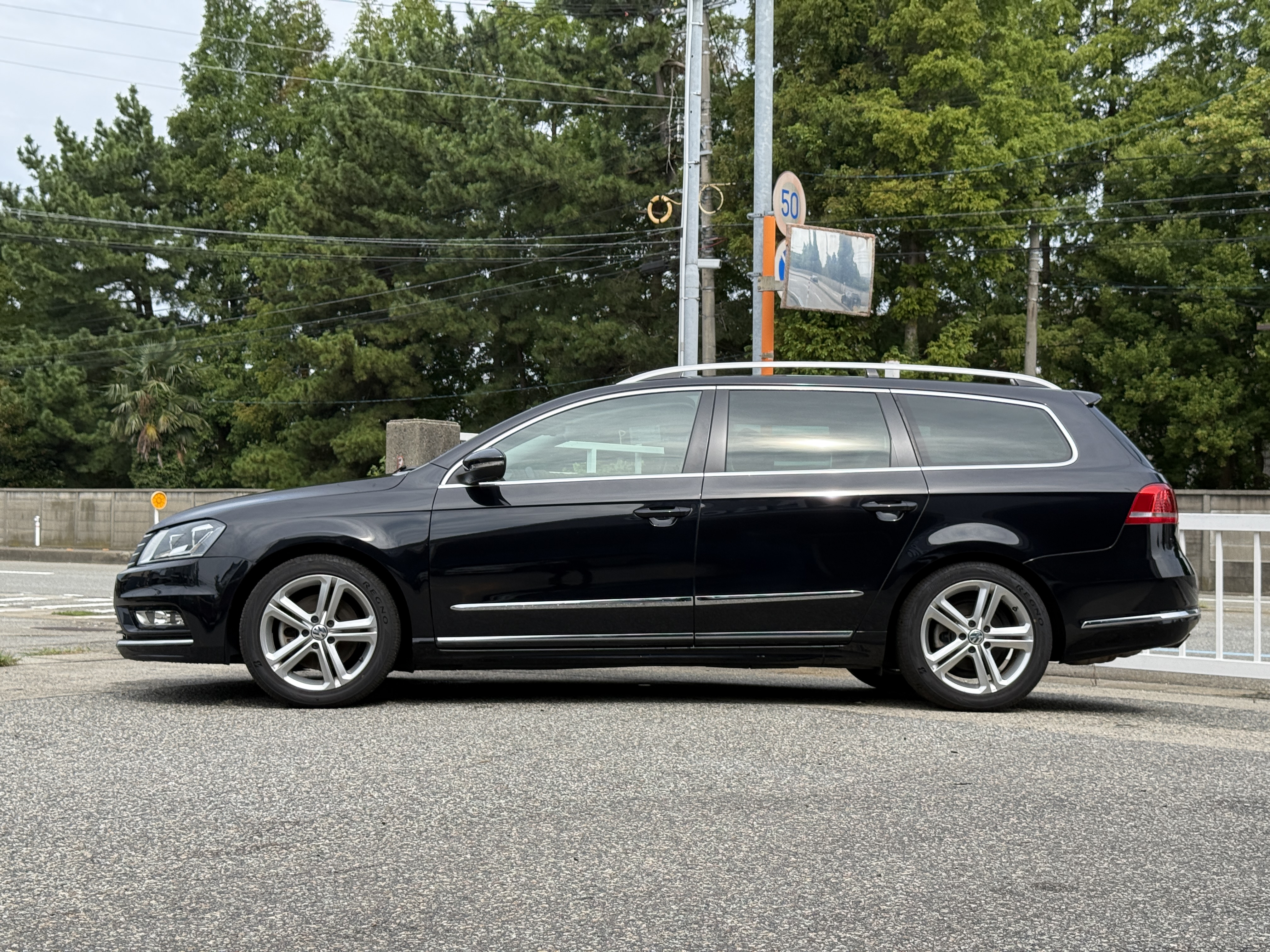 Volkswagen Passat R LINE EDITION, миниатюра 6