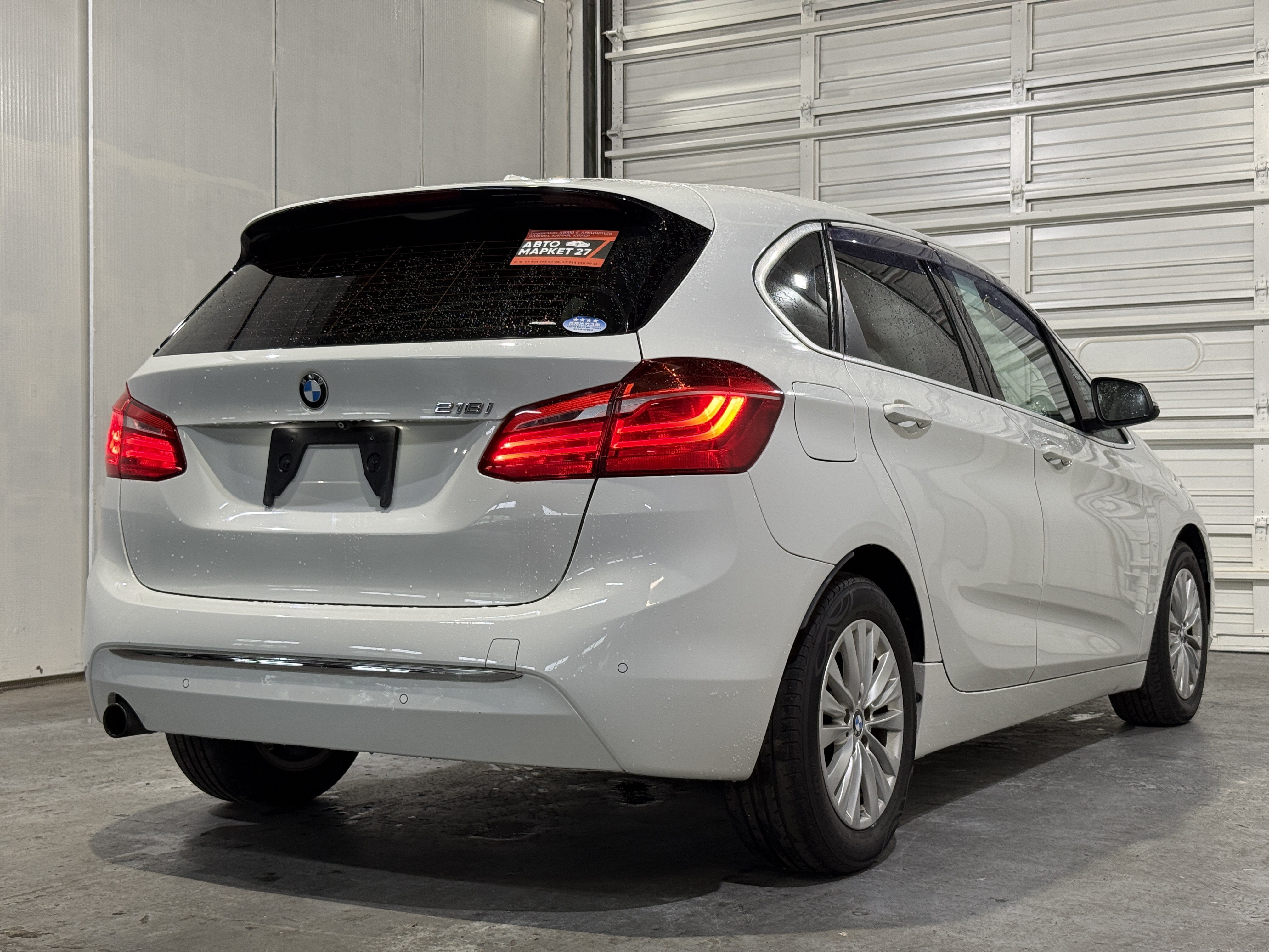 BMW 2 Series 218I 5D, миниатюра 3