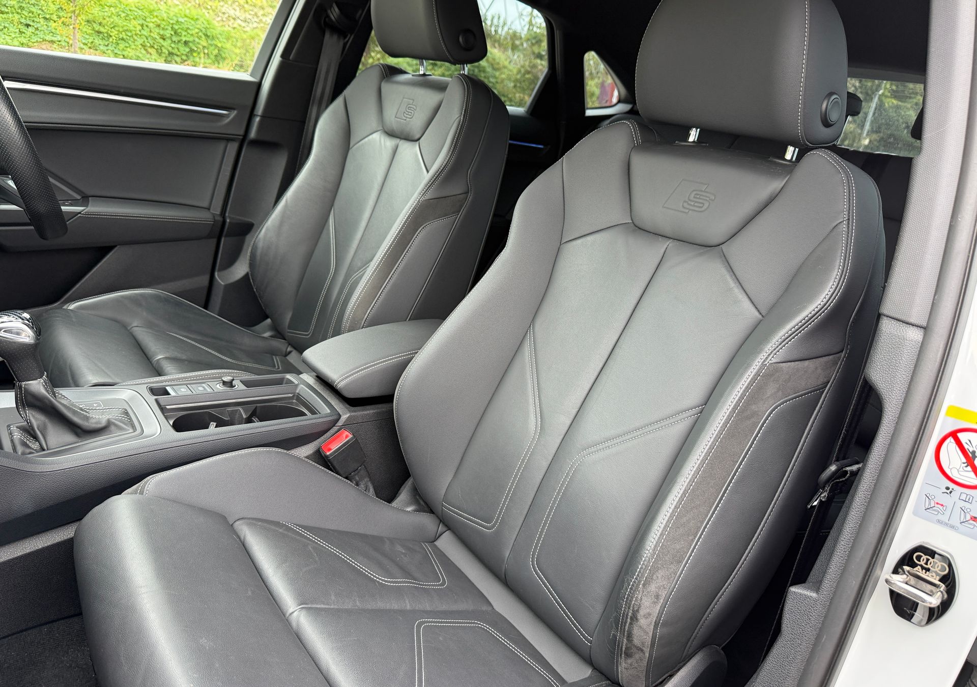 Audi Q3 35 TFSI S-Line фото 6