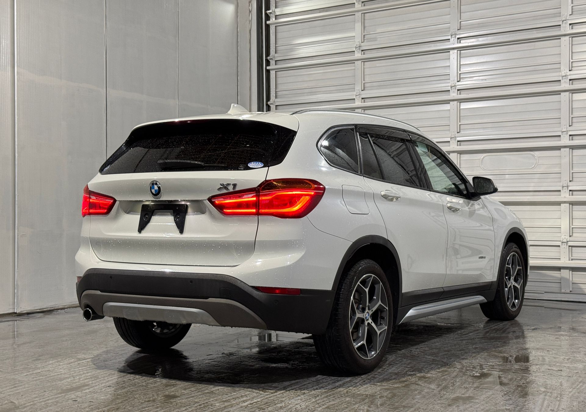 BMW X1 sDrive18i X-Line фото 3