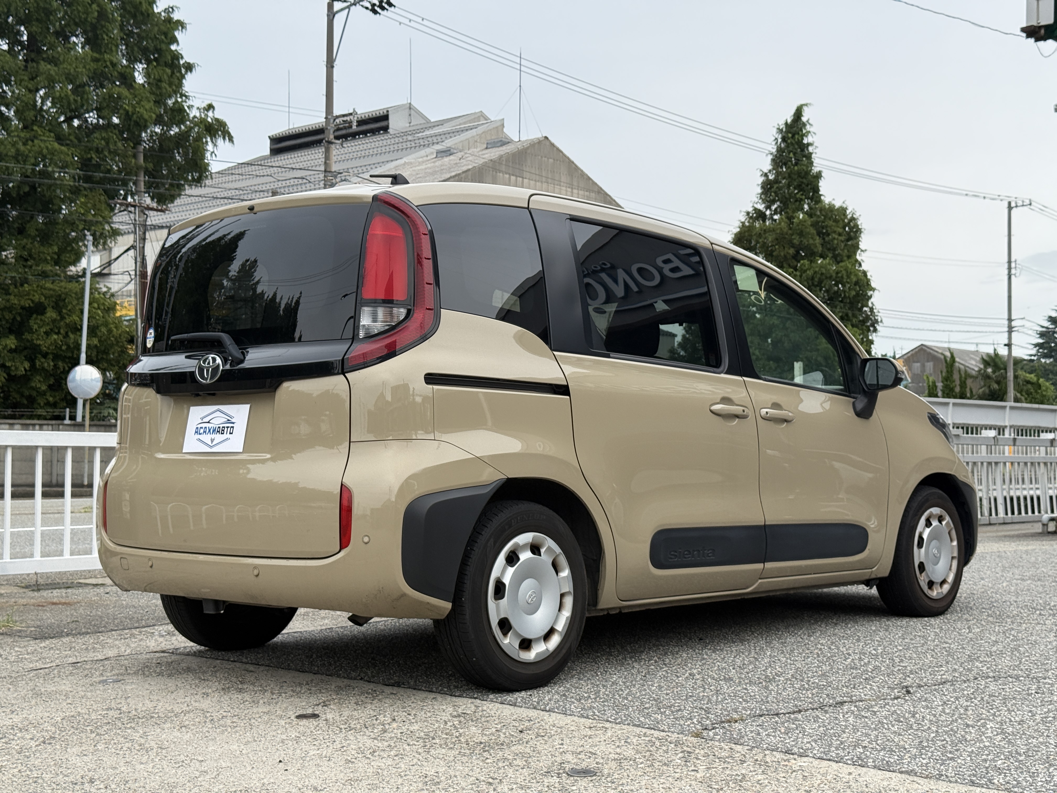Toyota Sienta G, миниатюра 3