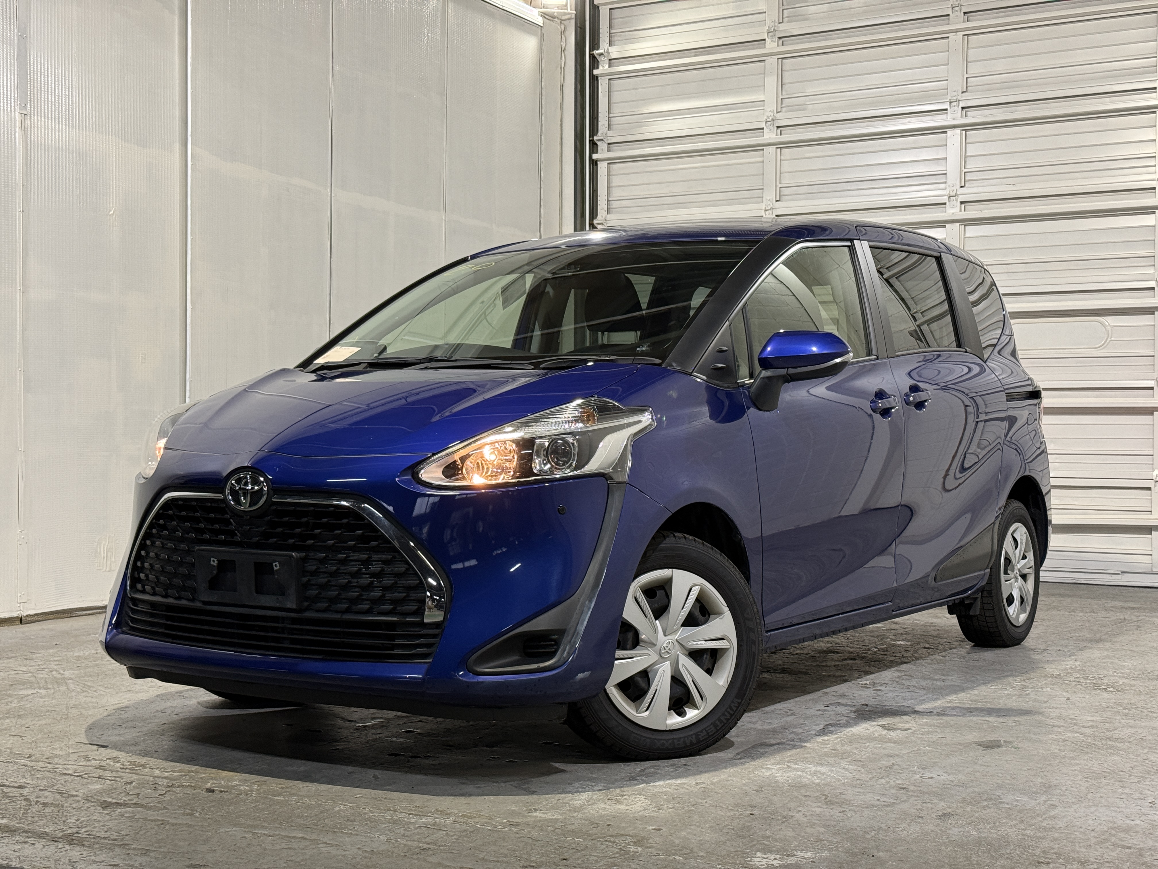 Toyota Sienta X 4WD, миниатюра 7