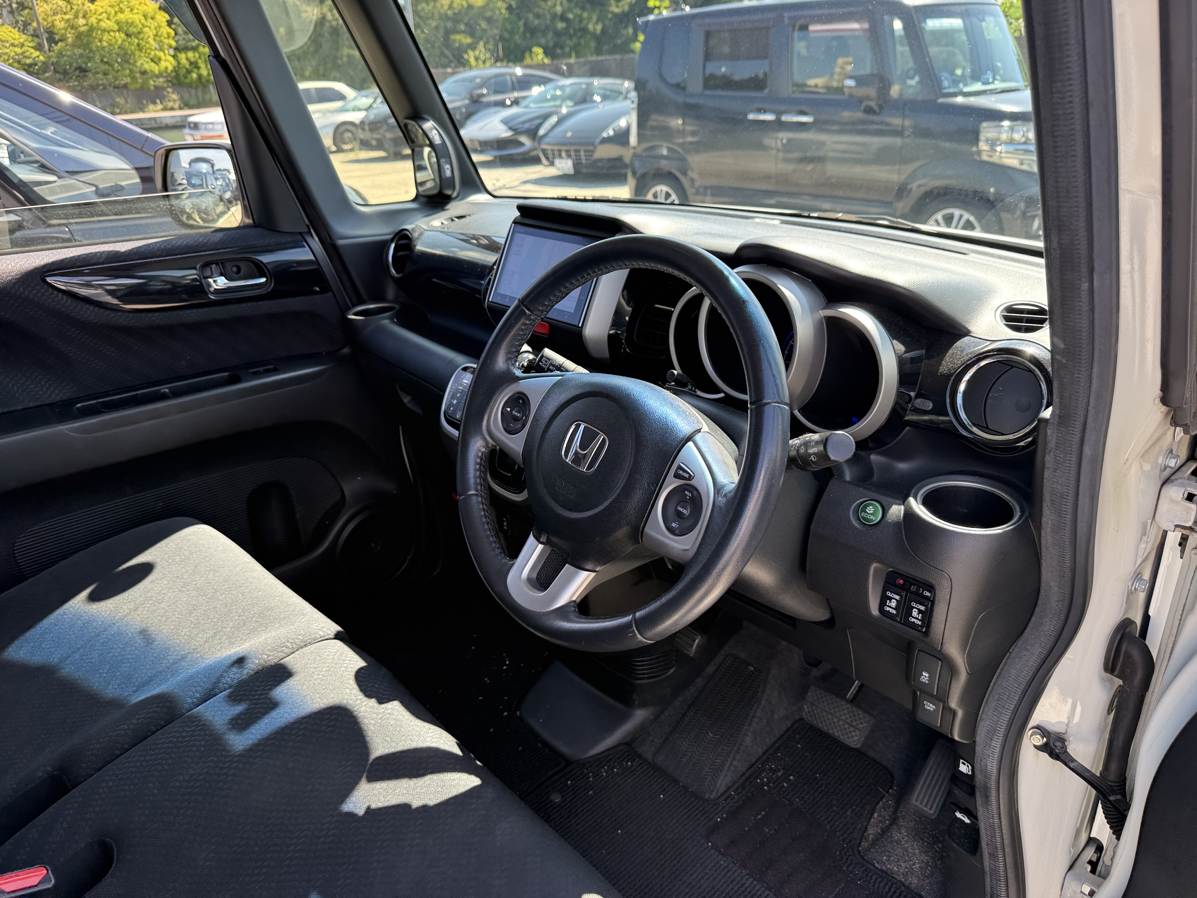 Honda N-BOX 4WD CUSTOM TURBO SS PACKAGE, миниатюра 7