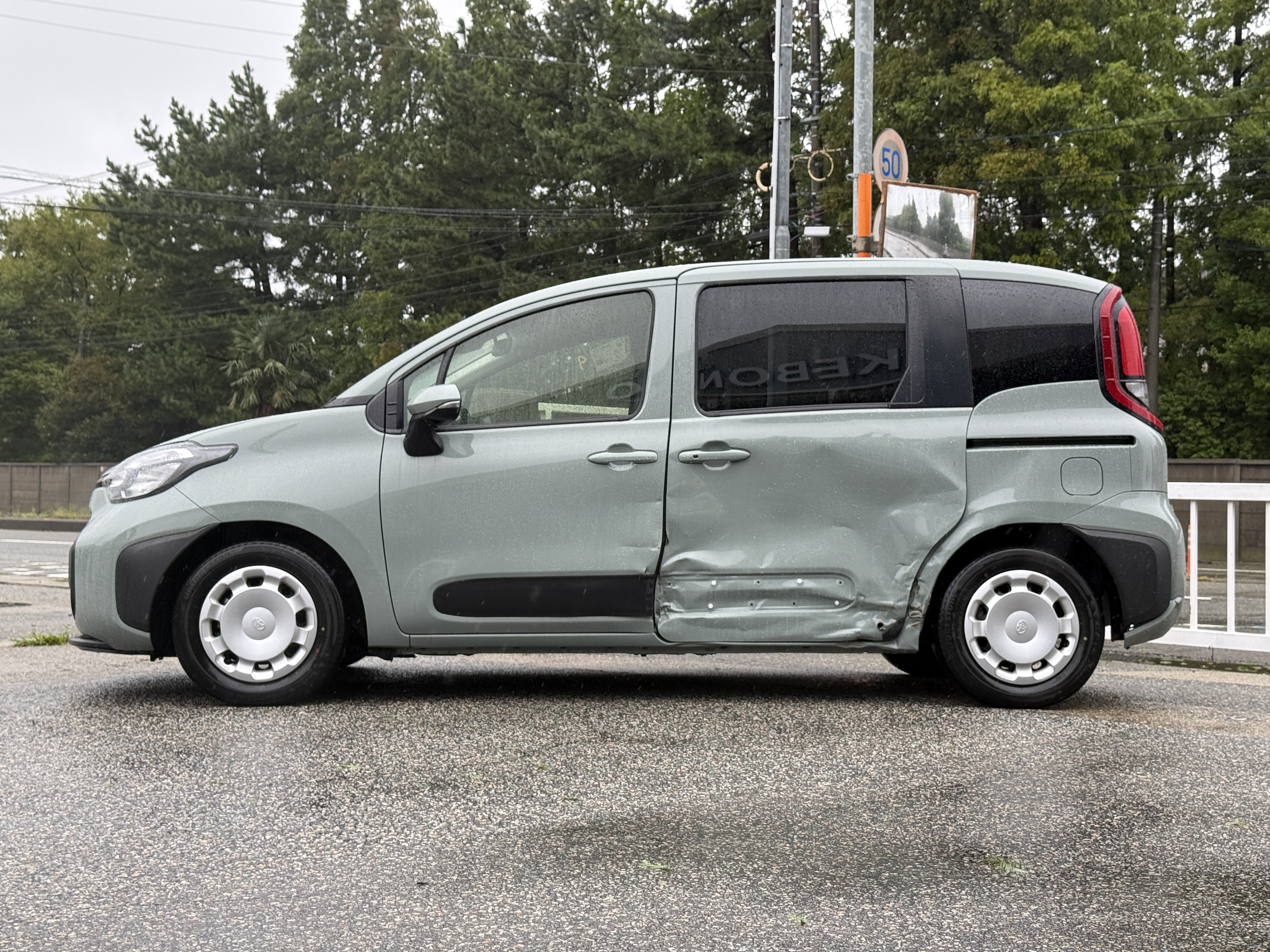Toyota Sienta G, миниатюра 6