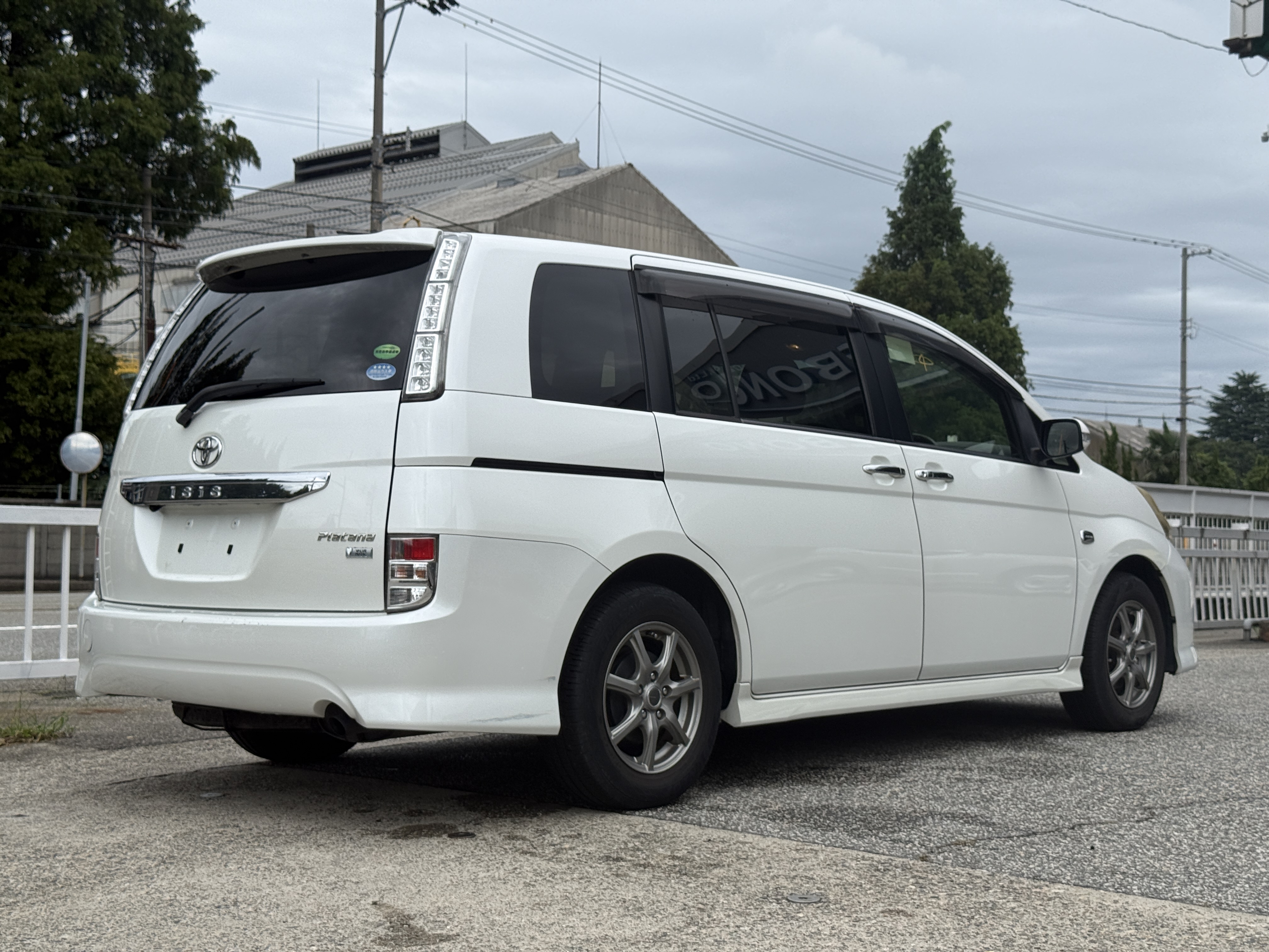 Toyota Isis PLATANA V SELECTION, миниатюра 3