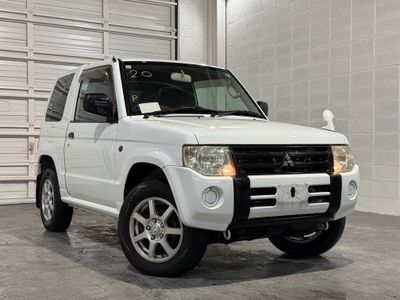 Mitsubishi Pajero LTD