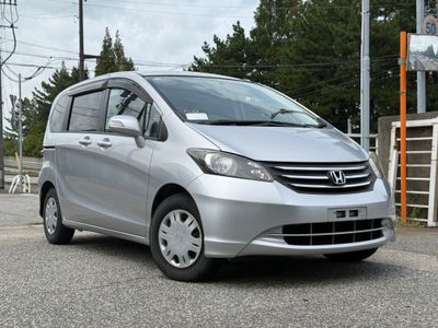 Honda Freed G JUST ION