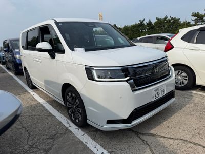 HONDA STEPWGN PREMIUM LINE