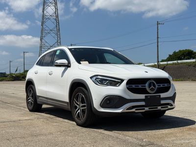 Mercedes-Benz GLA GLA180