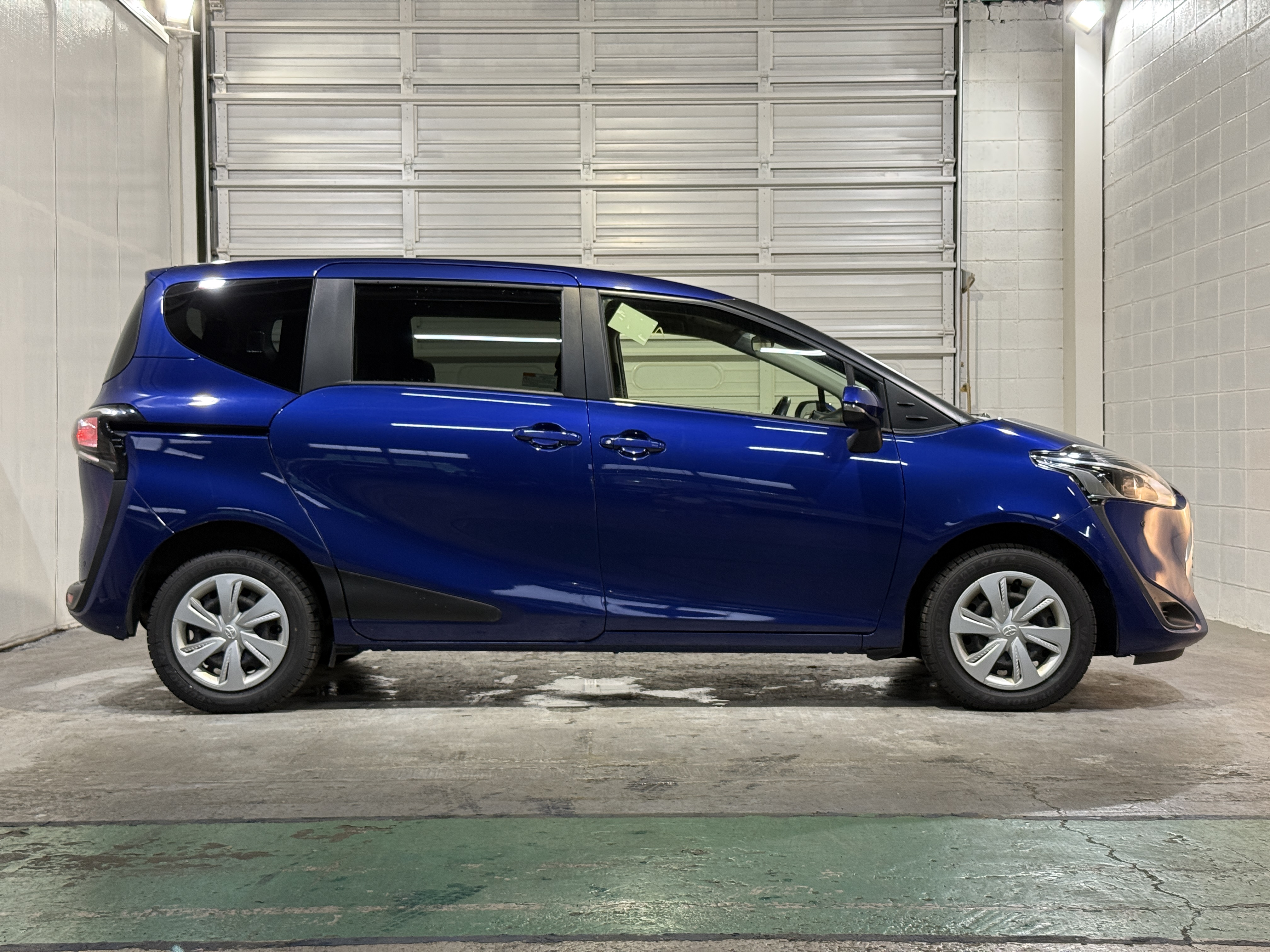 Toyota Sienta X 4WD, миниатюра 2