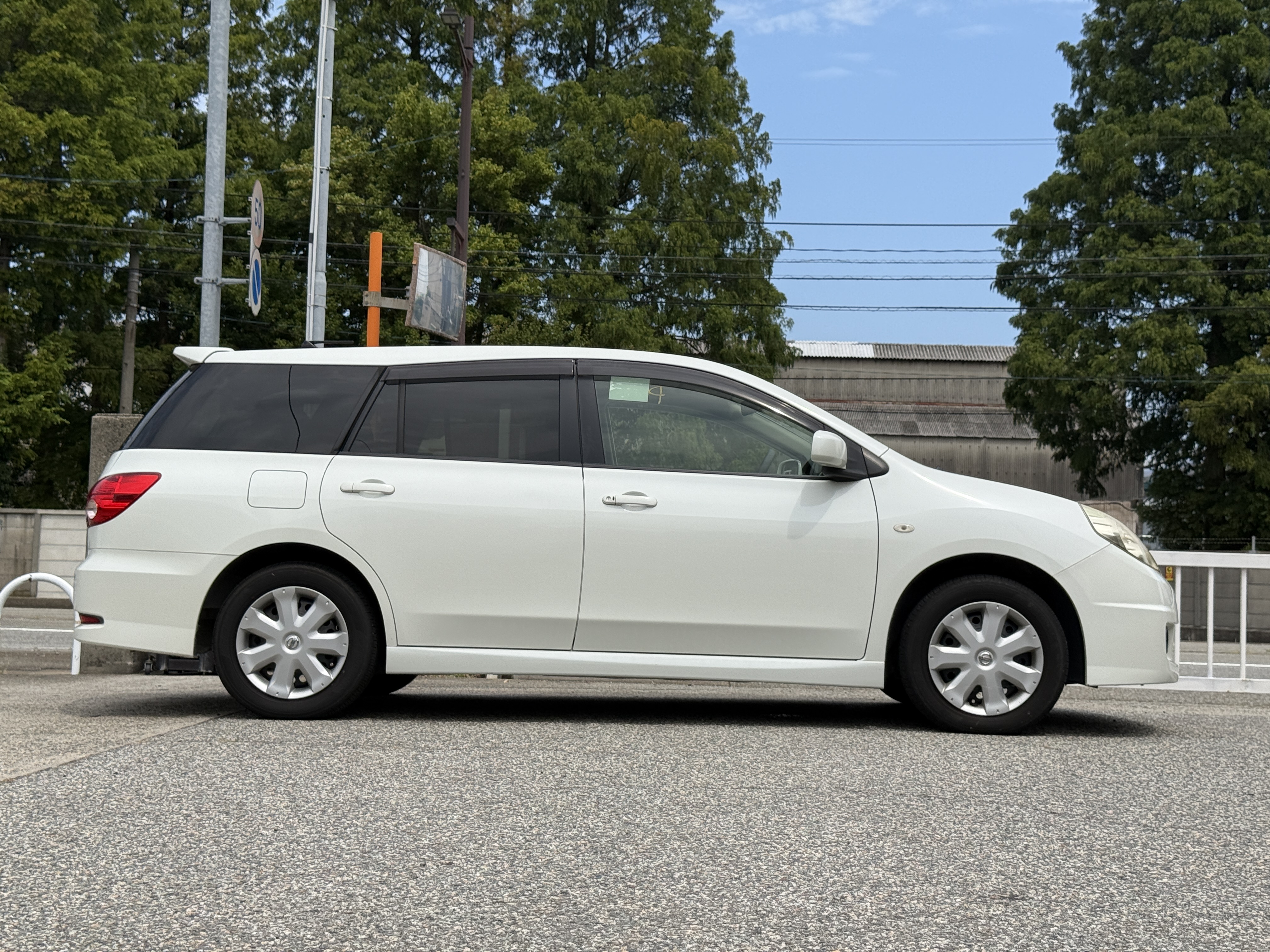 Nissan WINGROAD, миниатюра 2