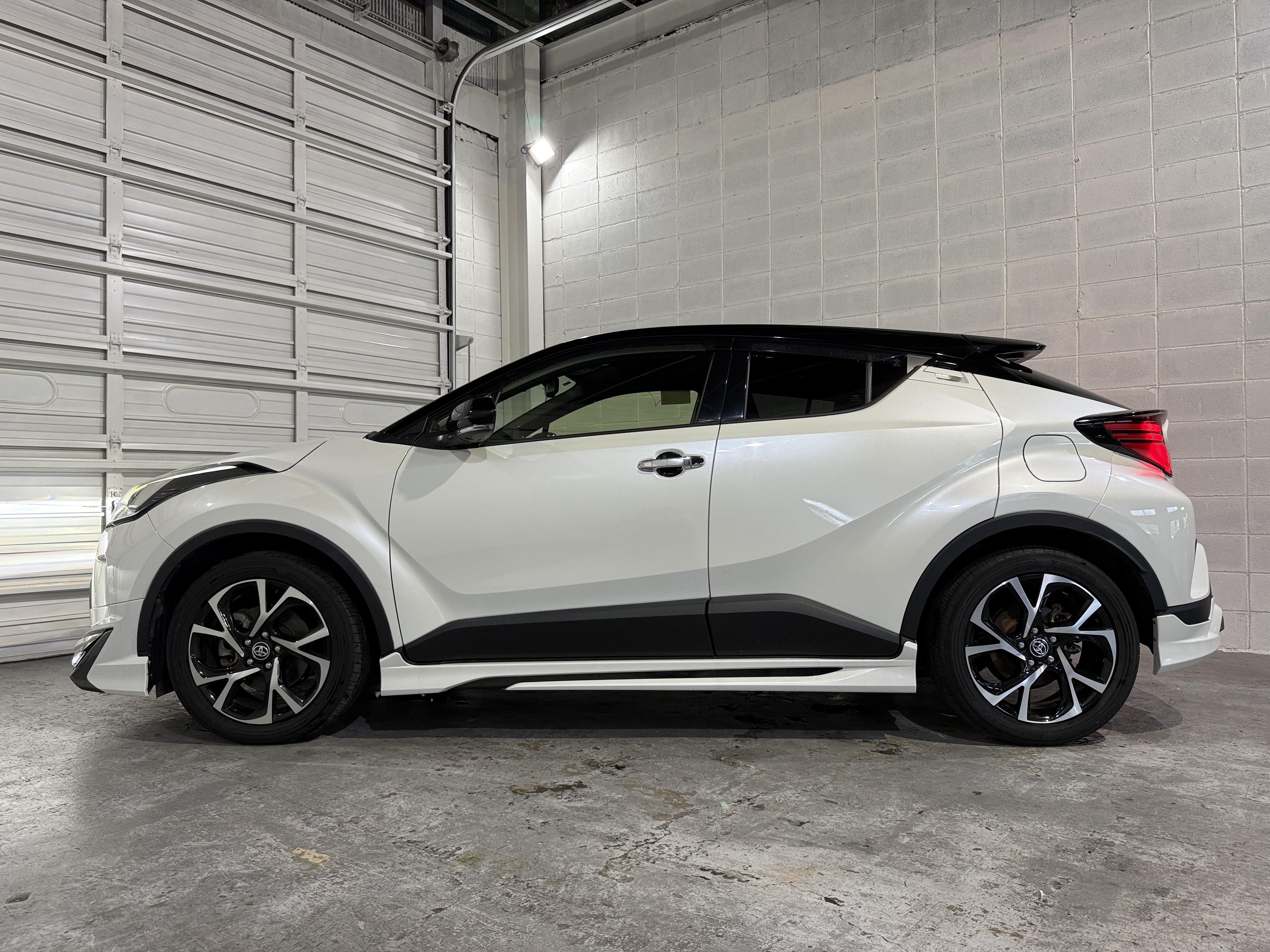Toyota C-HR G-T AWD 4WD, миниатюра 6
