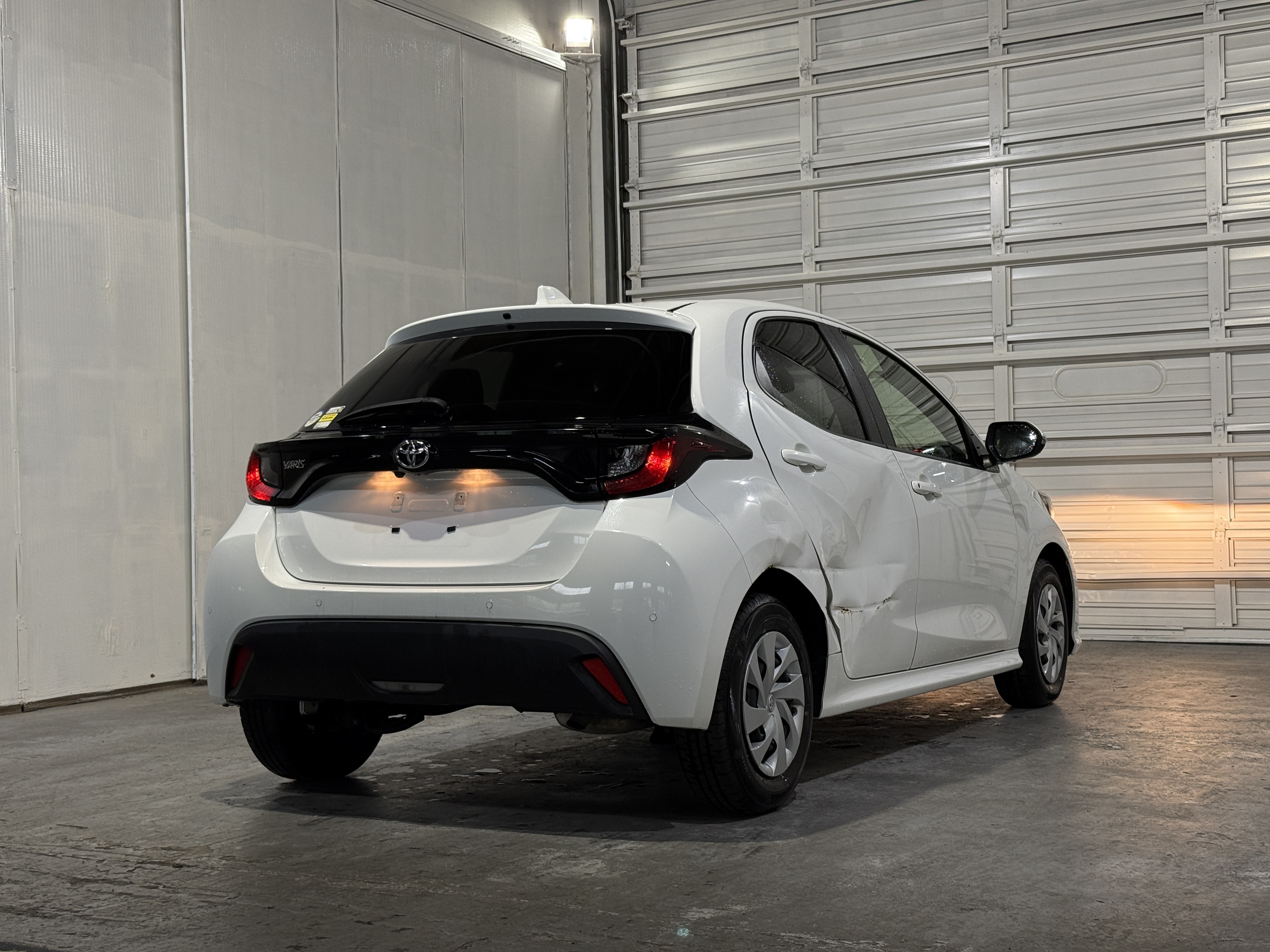 Toyota Yaris X, миниатюра 3