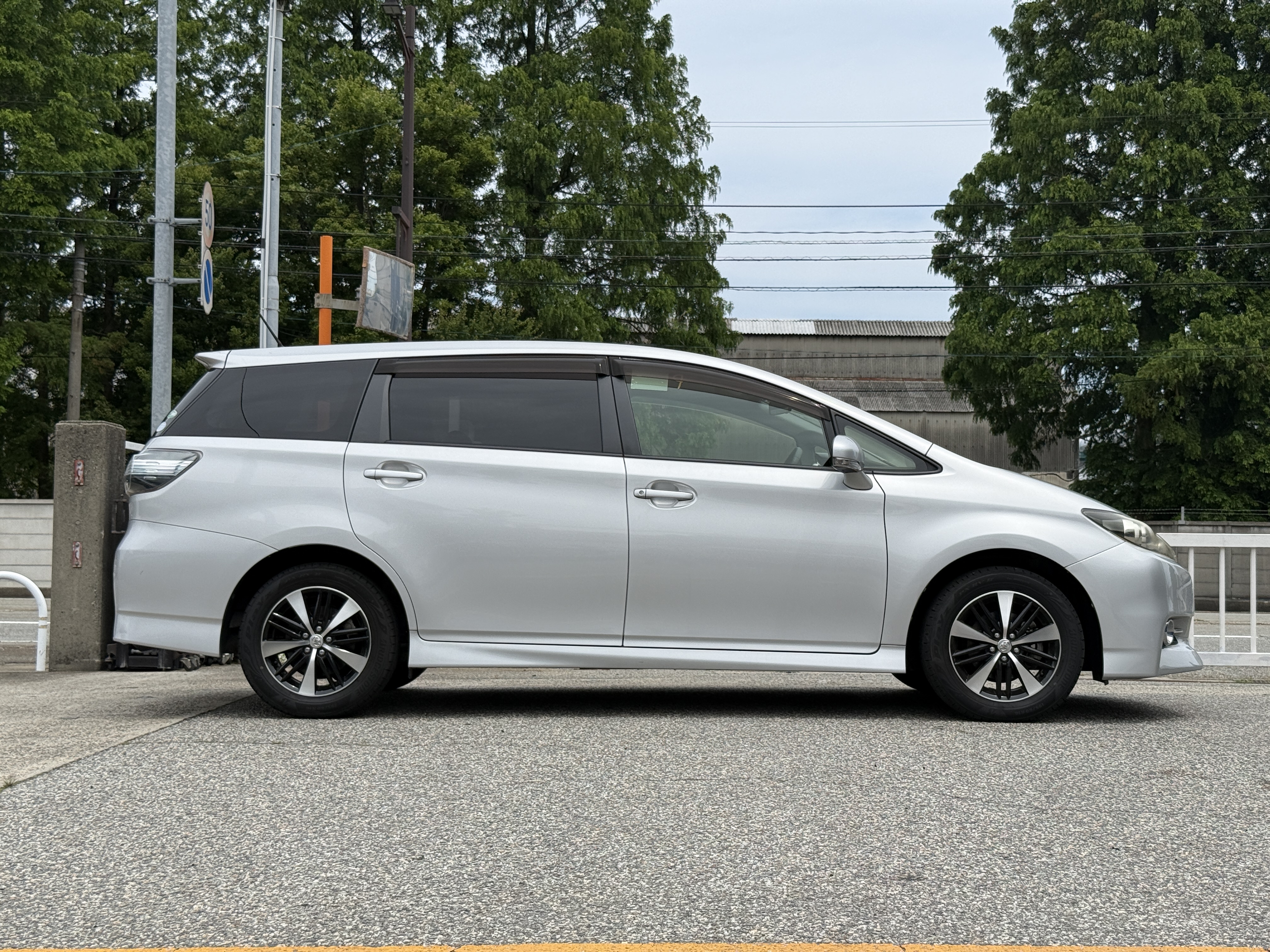 Toyota Wish 1.8S, миниатюра 2