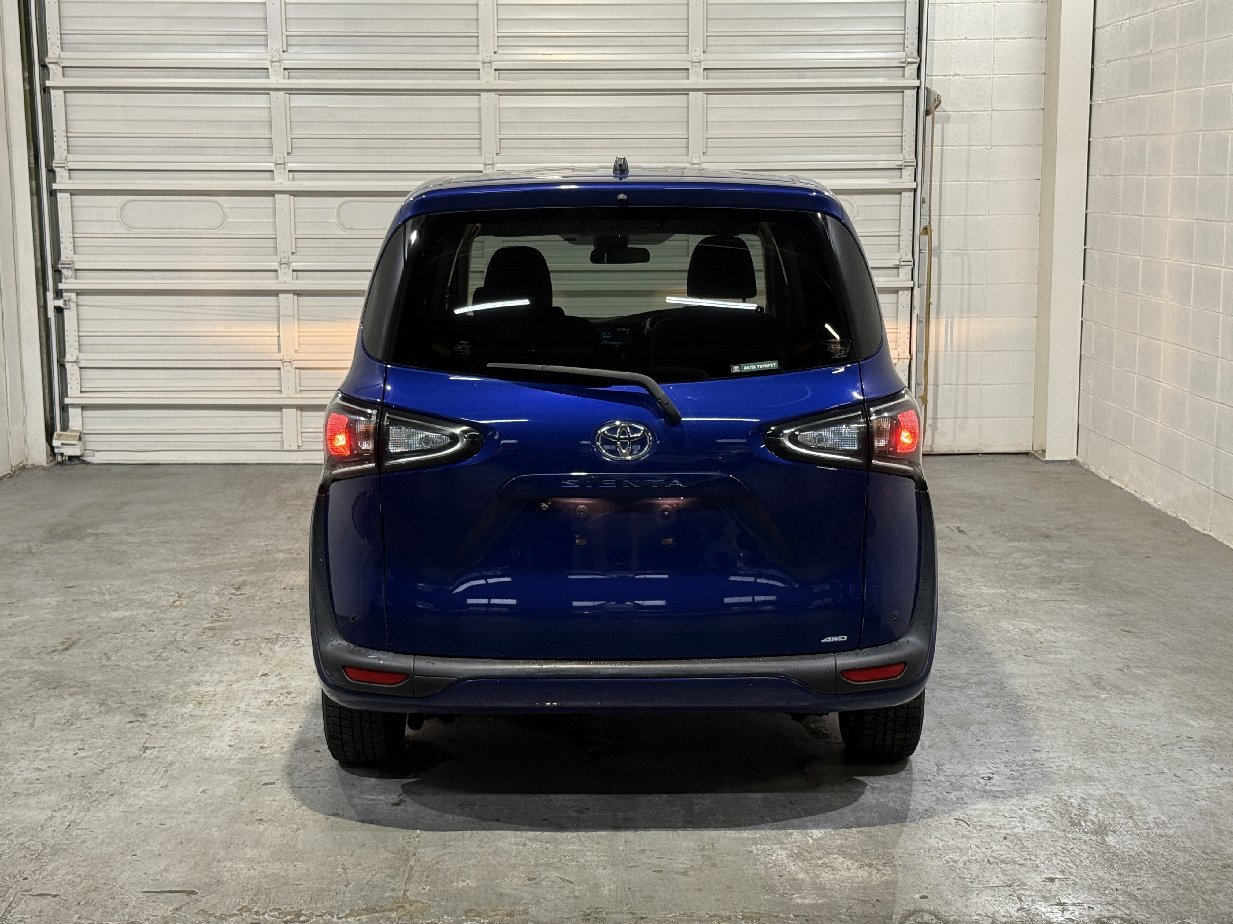 Toyota Sienta X 4WD, миниатюра 4