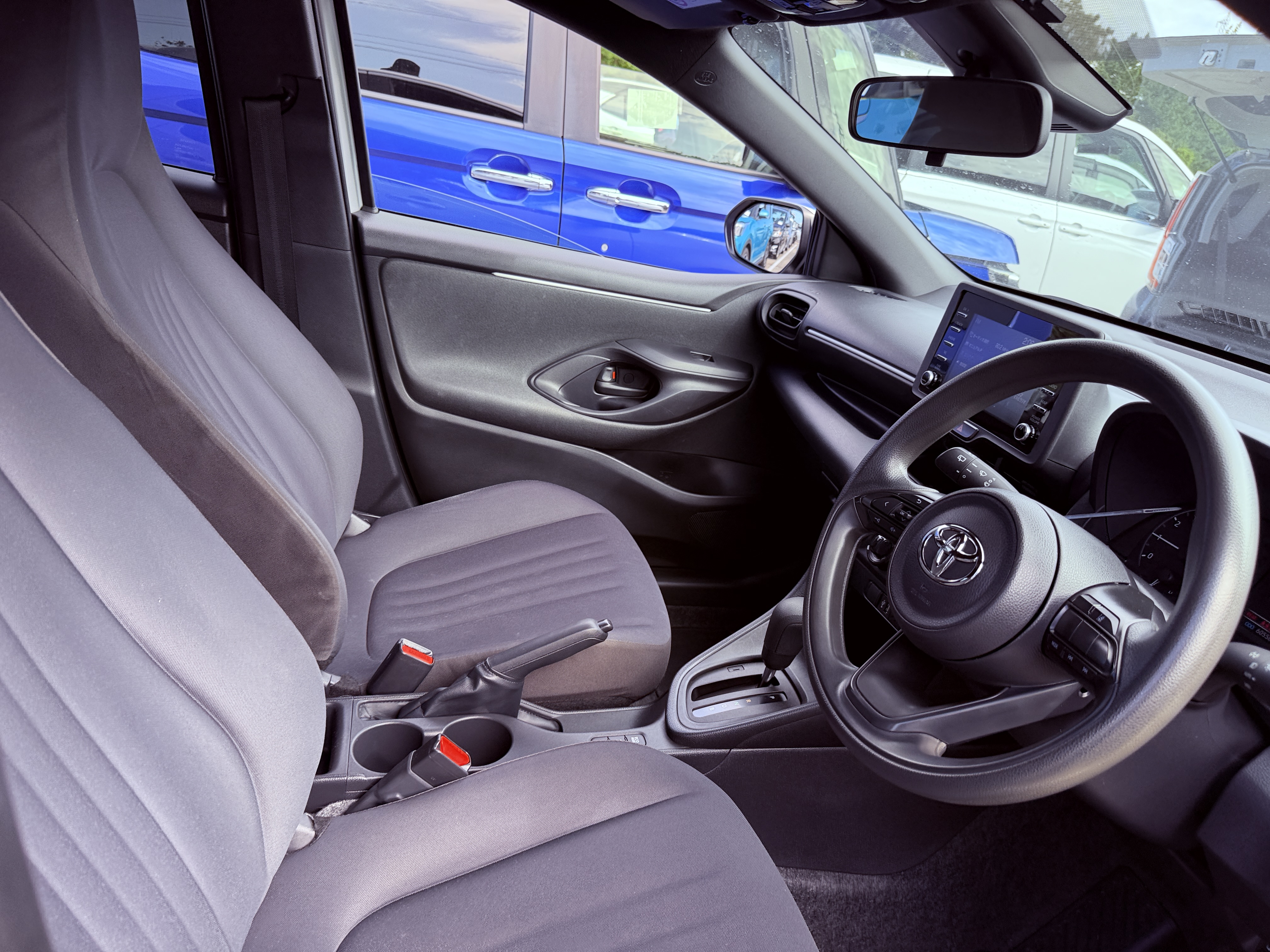 Toyota Yaris X, миниатюра 6