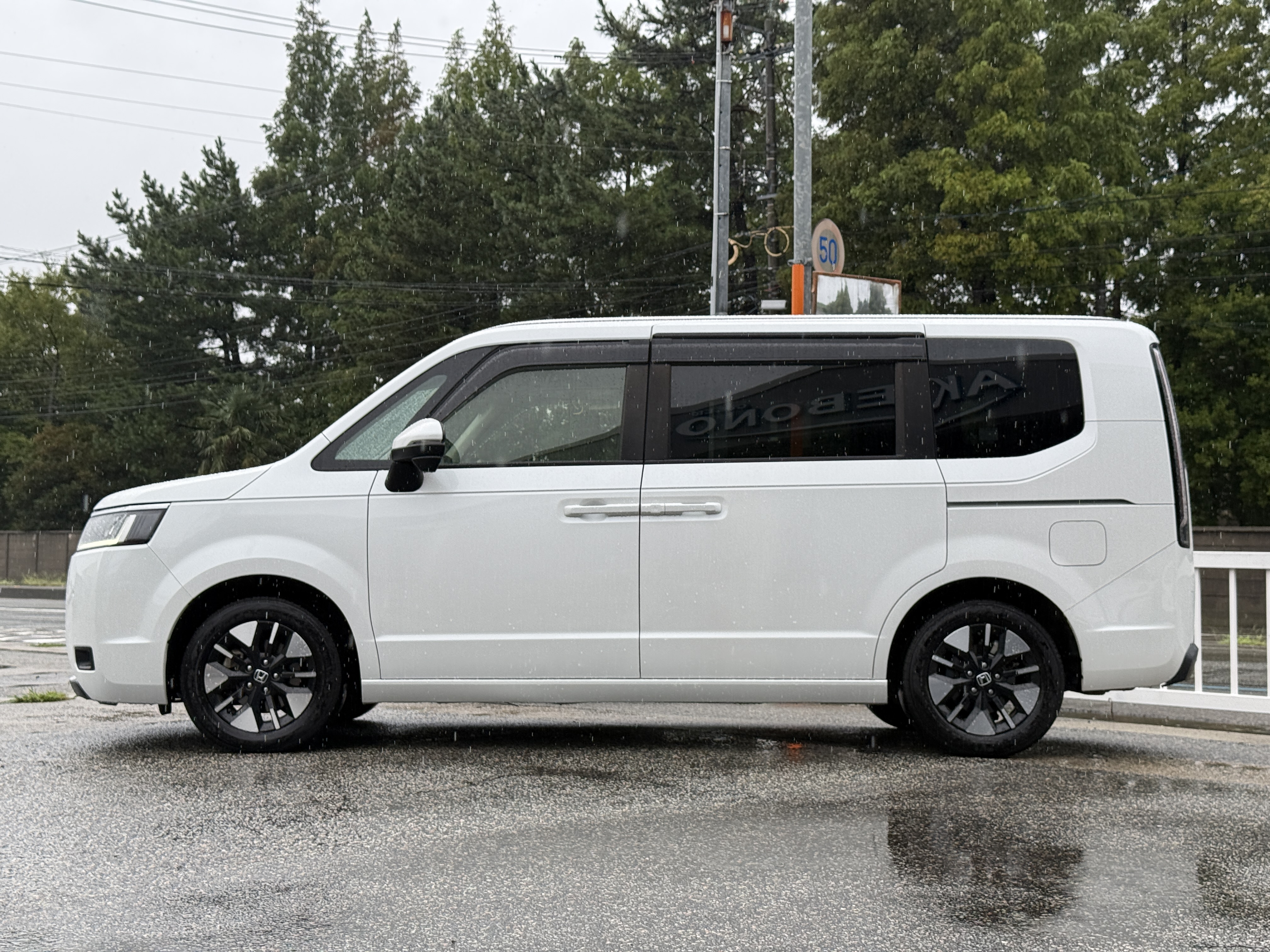 HONDA STEPWGN 4WD 8SEATS, миниатюра 6