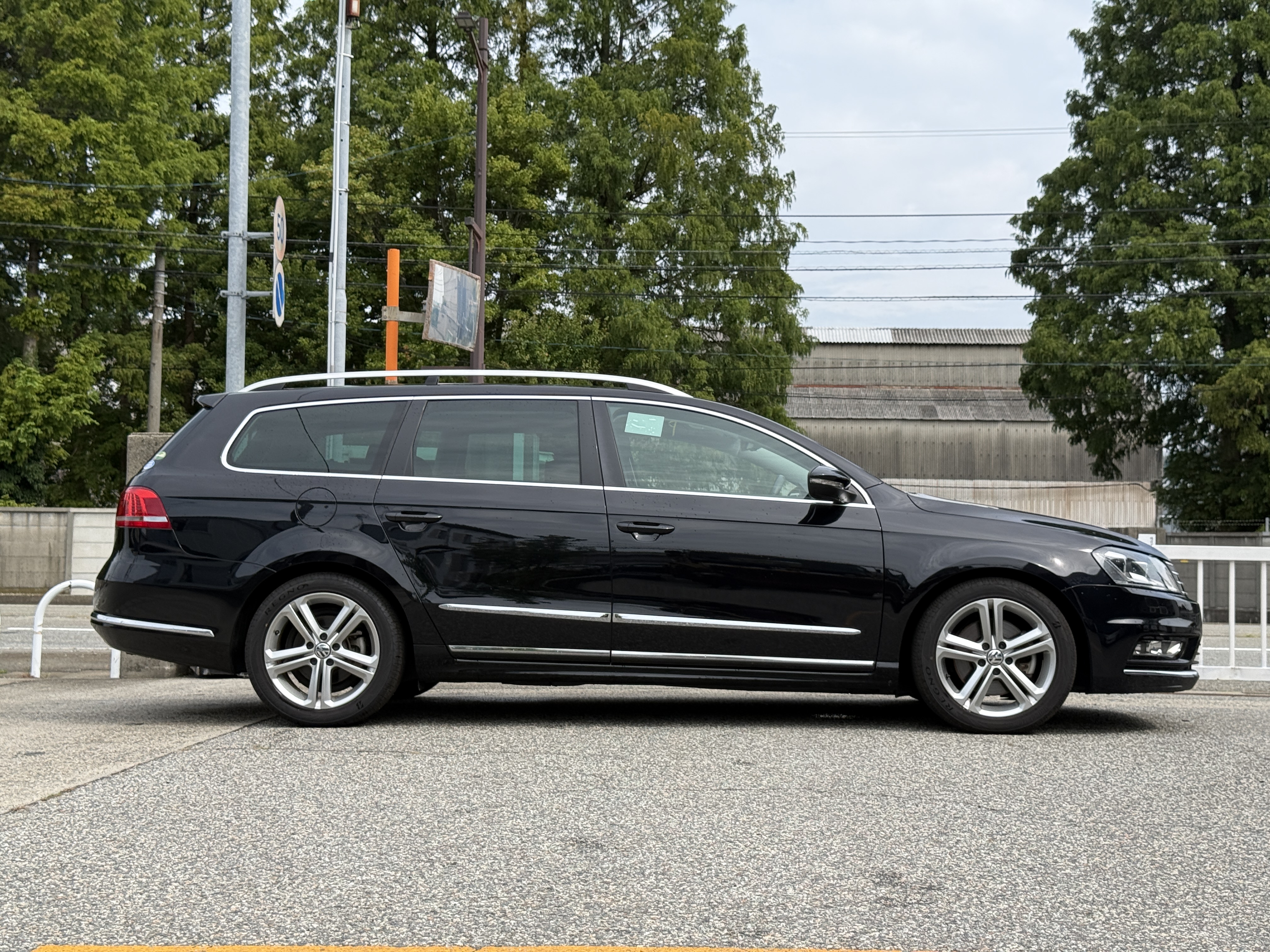 Volkswagen Passat R LINE EDITION, миниатюра 2