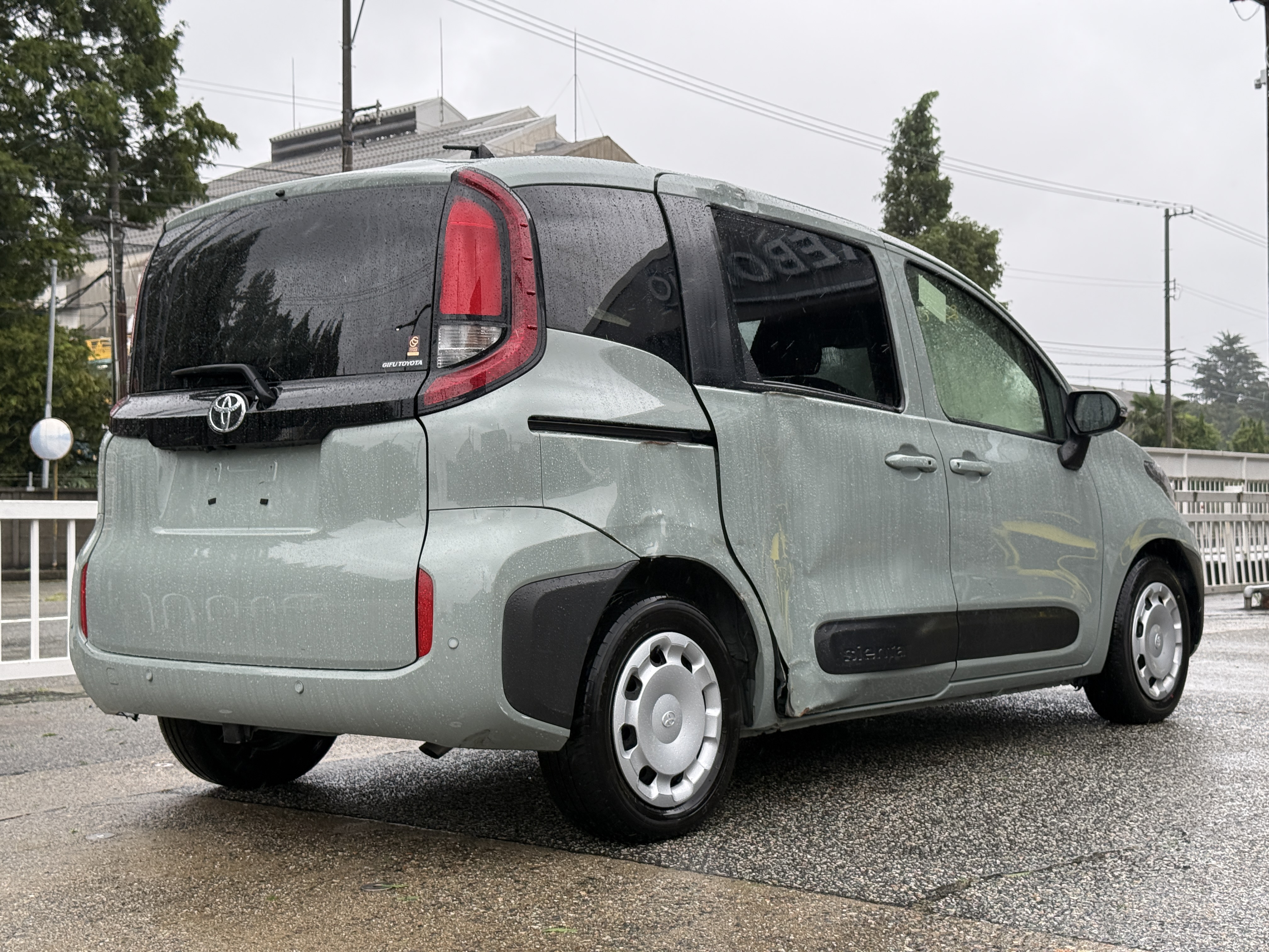 Toyota Sienta G, миниатюра 3