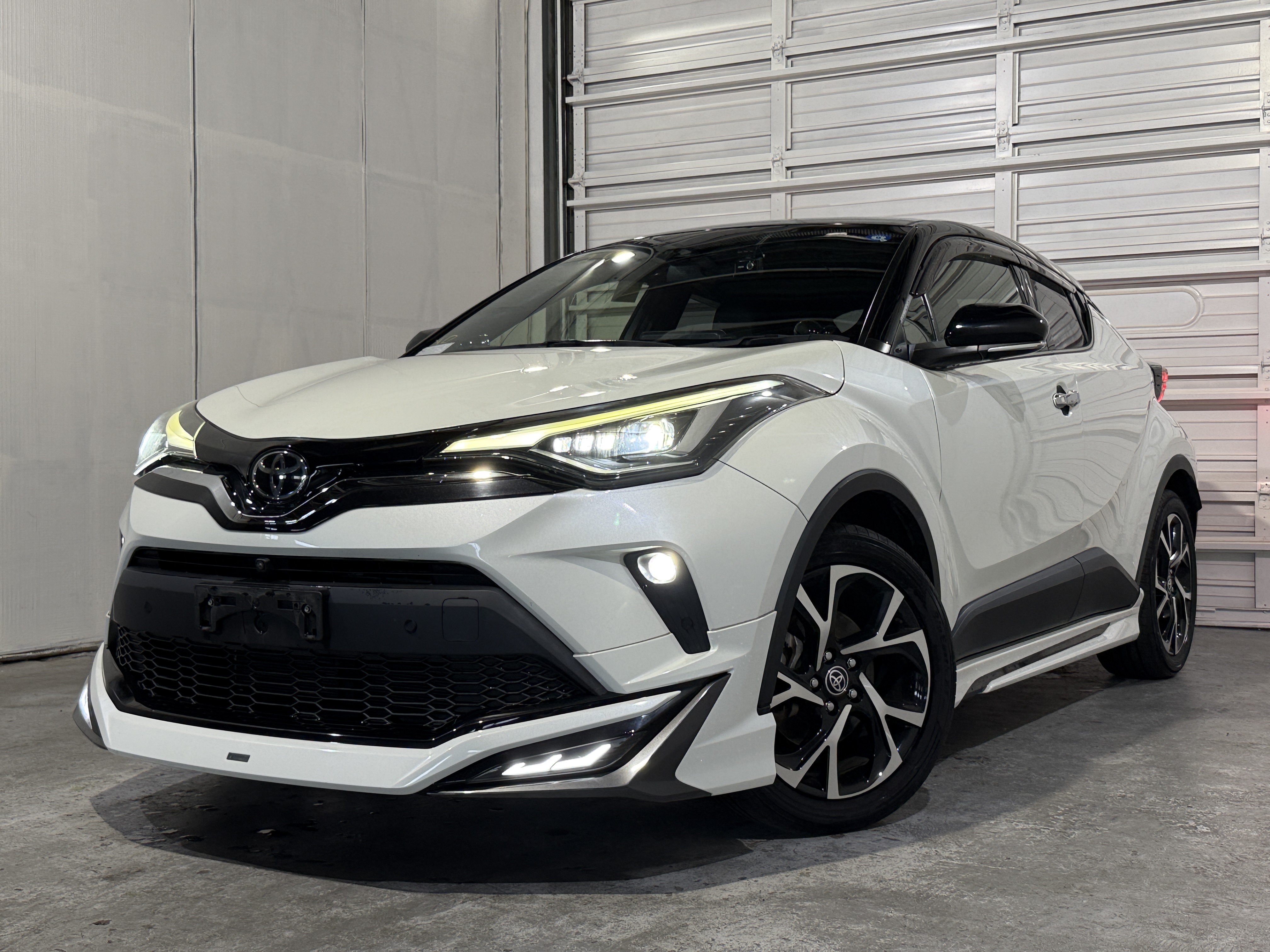 Toyota C-HR G-T AWD 4WD, миниатюра 7