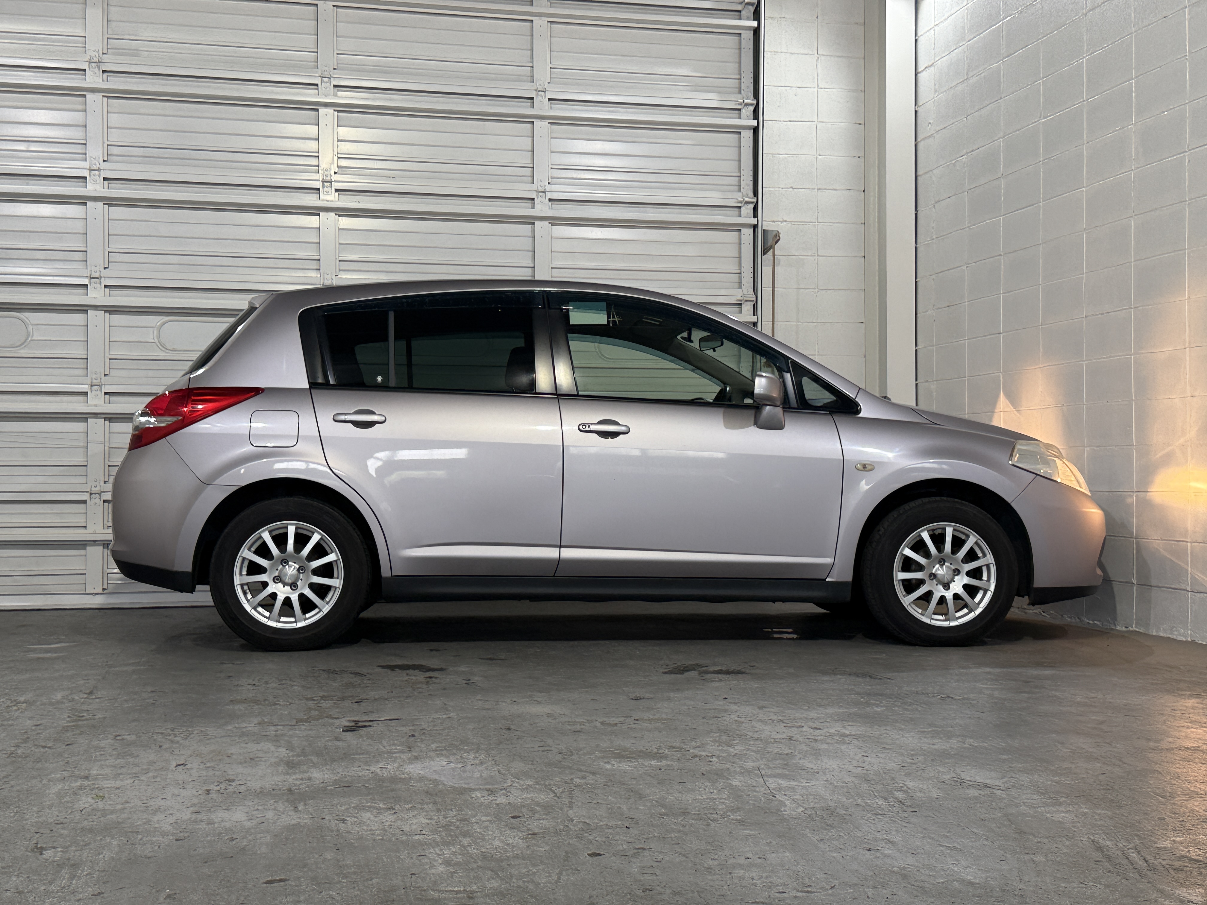 NISSAN TIIDA 15M, миниатюра 2