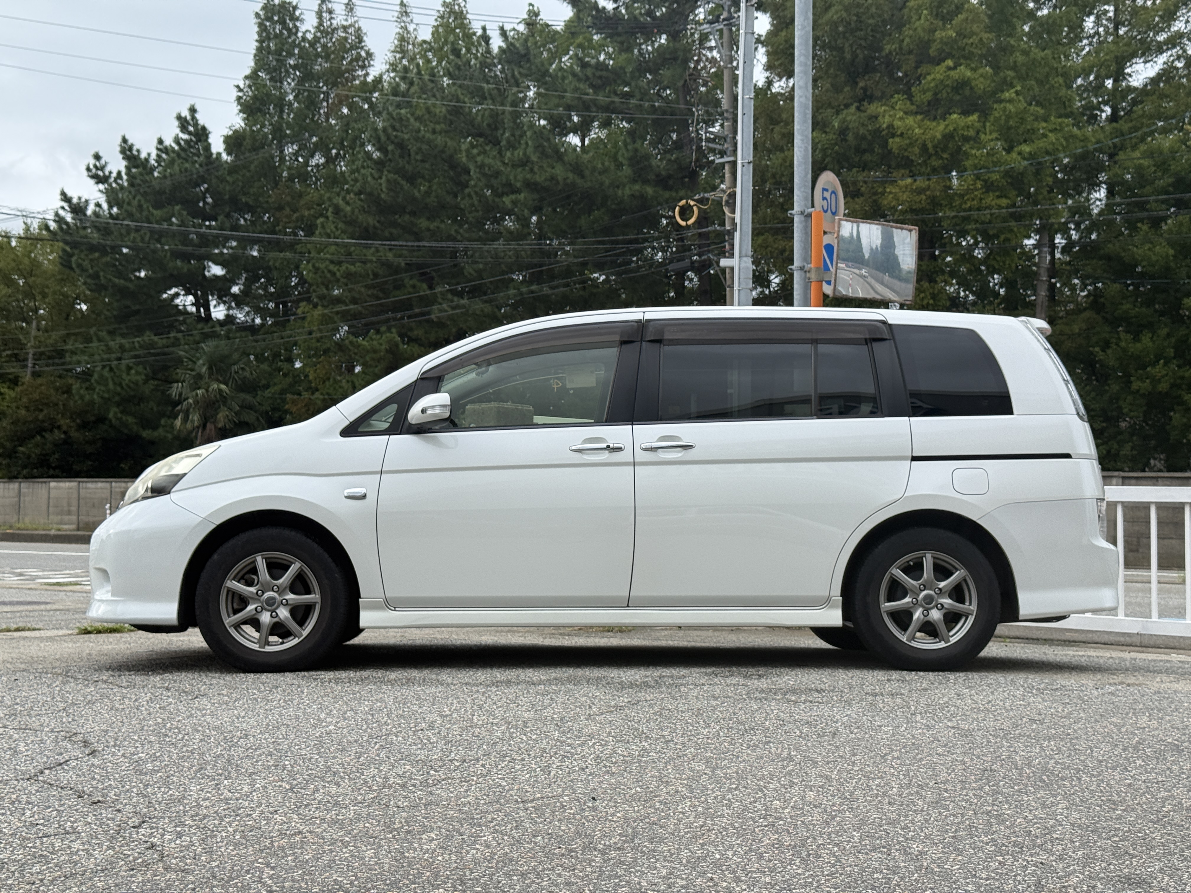 Toyota Isis PLATANA V SELECTION, миниатюра 6