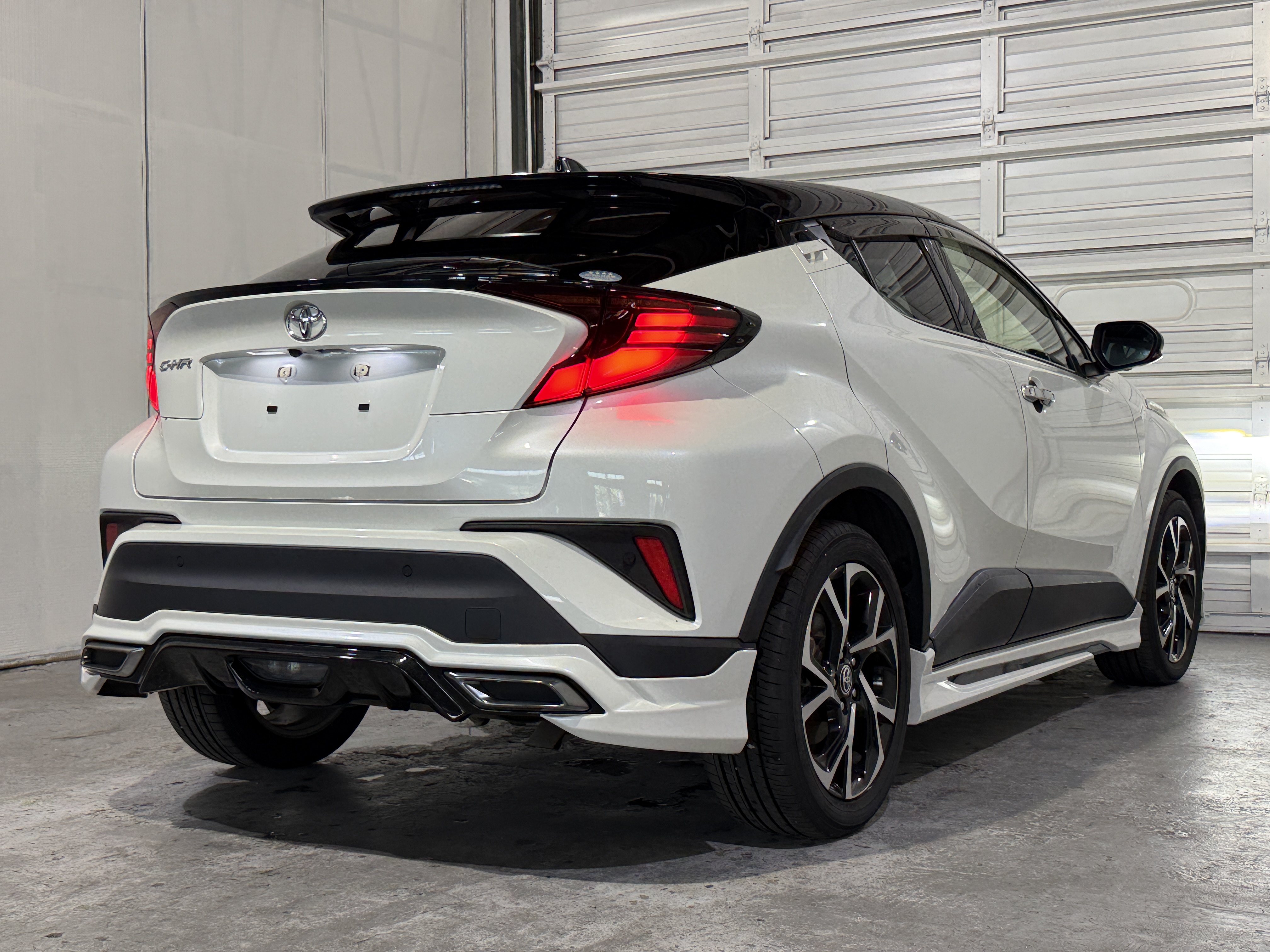 Toyota C-HR G-T AWD 4WD, миниатюра 3