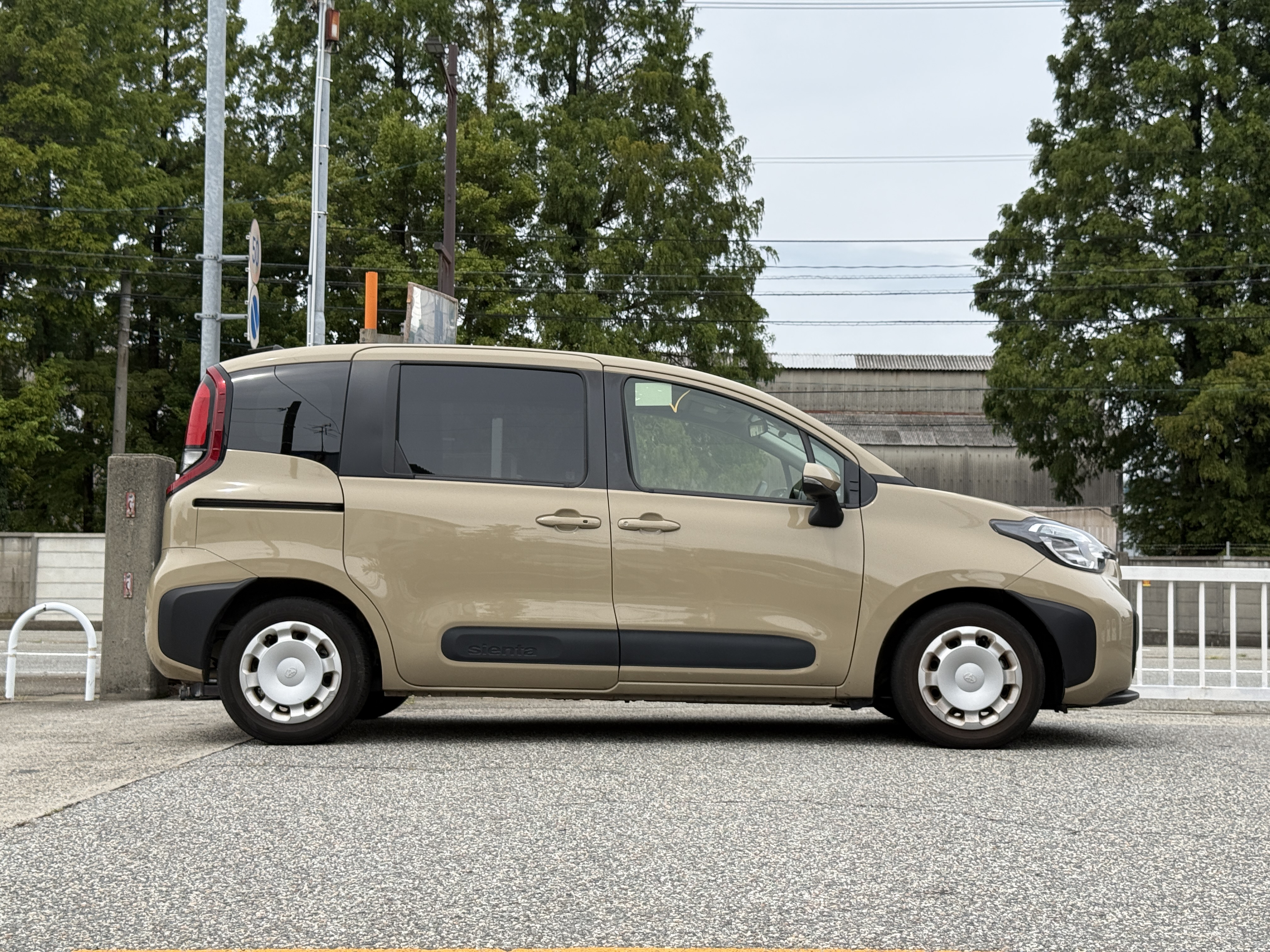 Toyota Sienta G, миниатюра 2