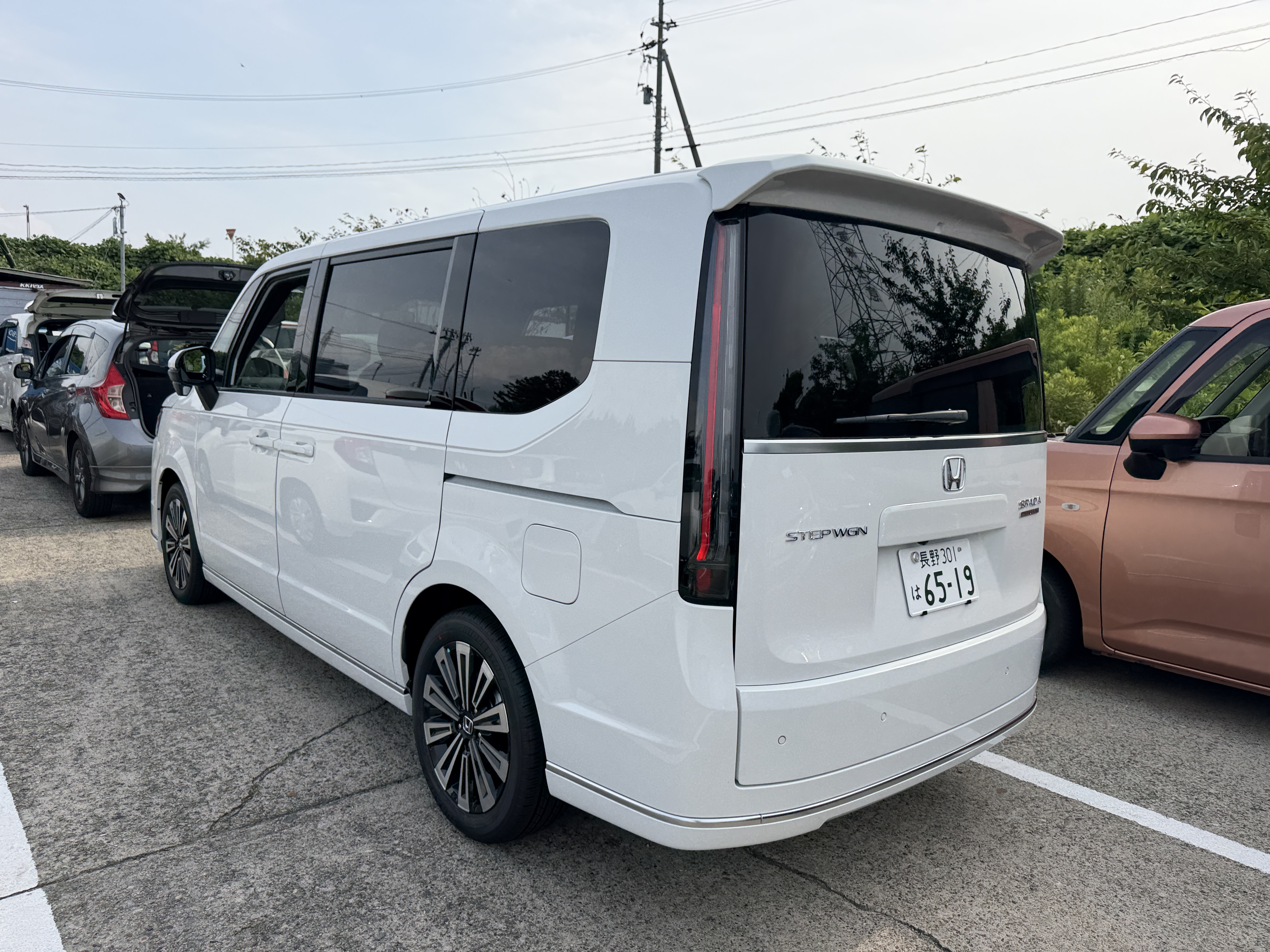 HONDA STEPWGN PREMIUM LINE, миниатюра 3