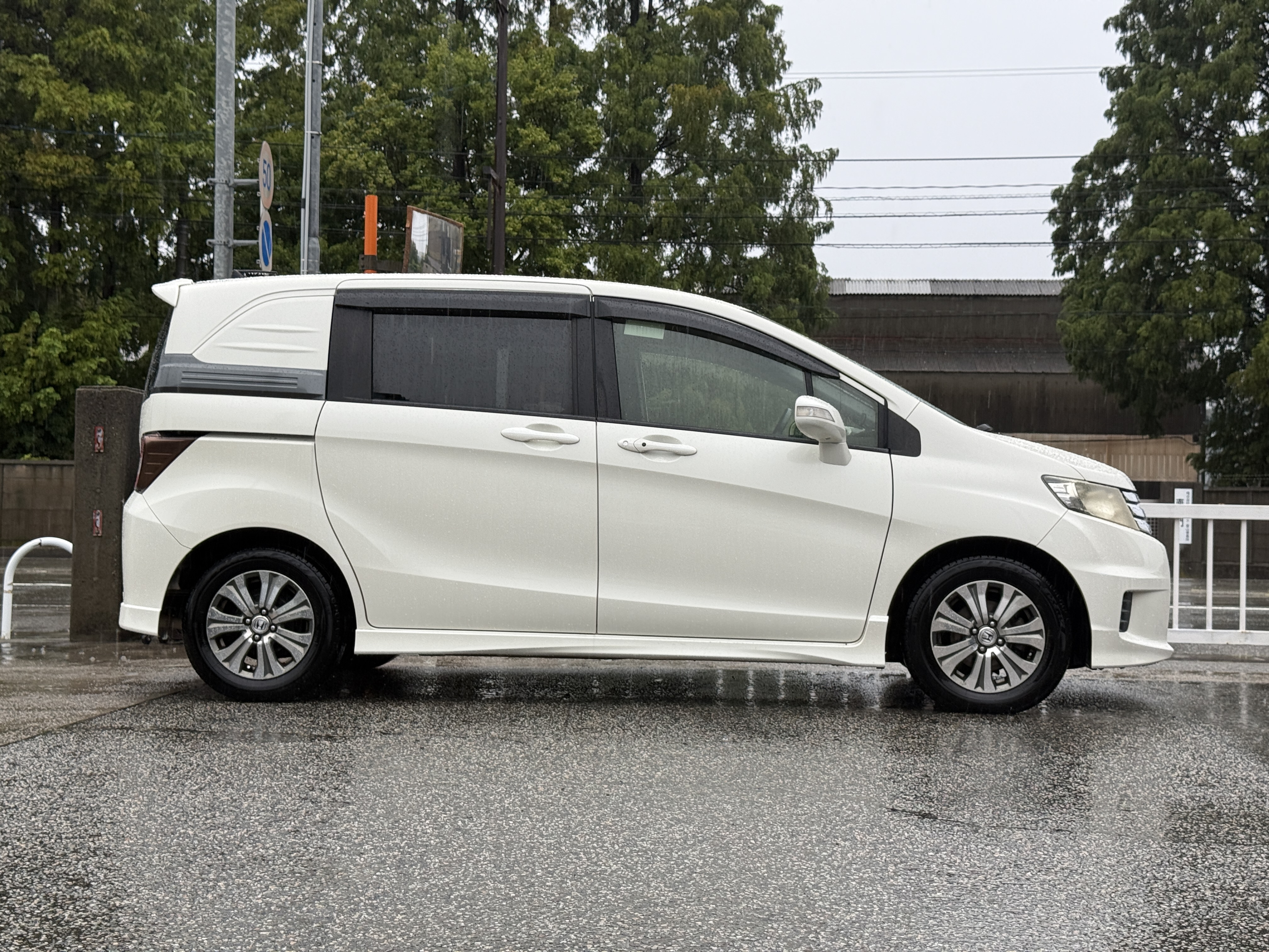 Honda Freed G AERO, миниатюра 2