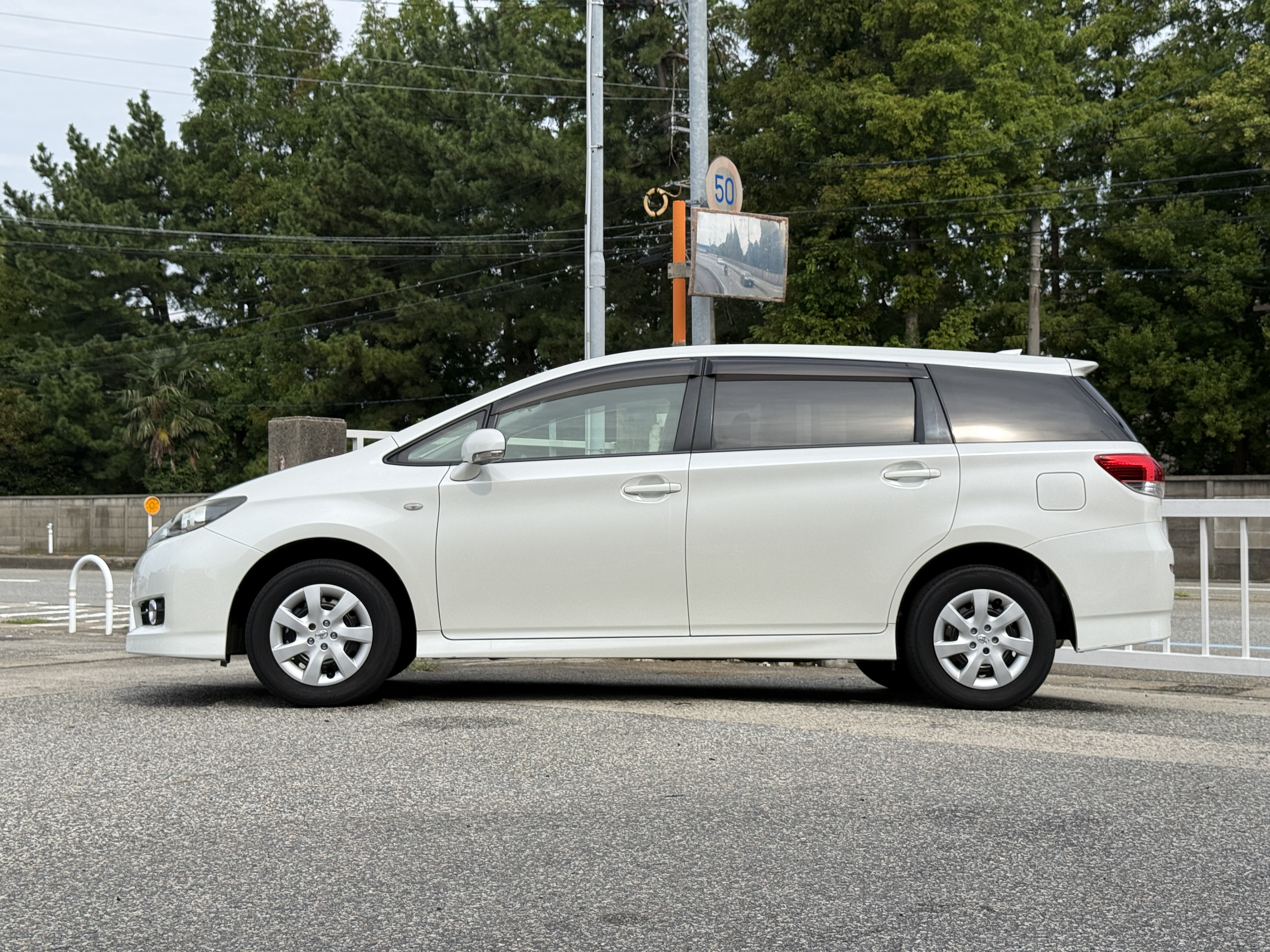 Toyota Wish 1.8X HID AWD 4WD, миниатюра 6