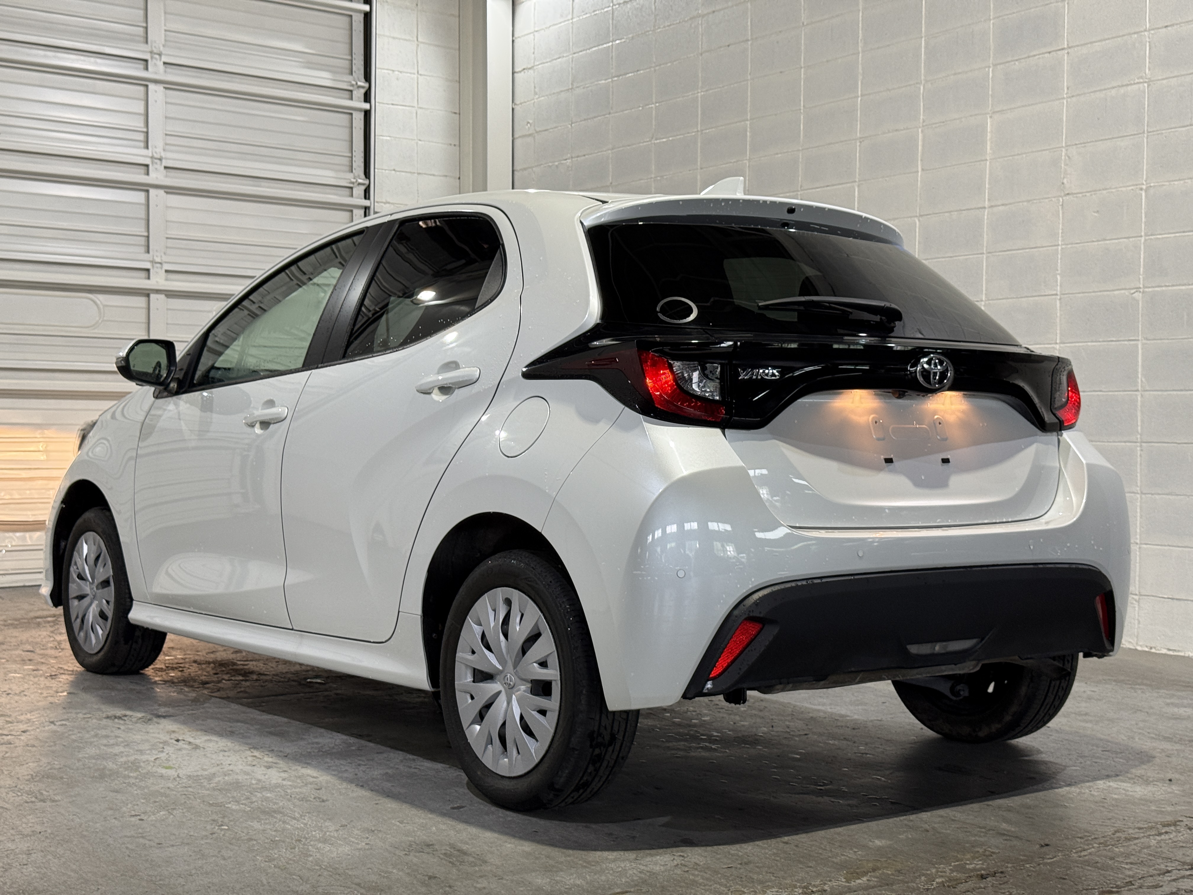 Toyota Yaris G AWD 4WD, миниатюра 4