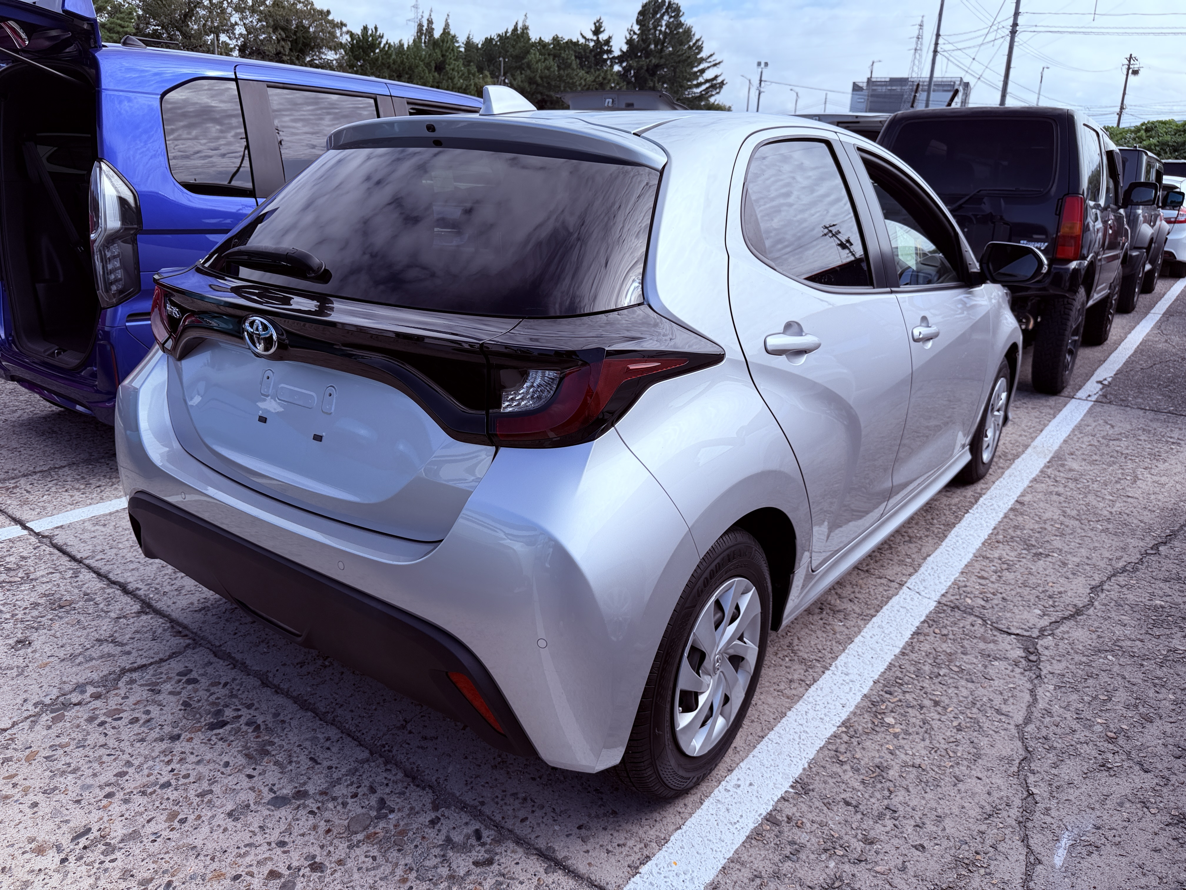 Toyota Yaris X, миниатюра 2